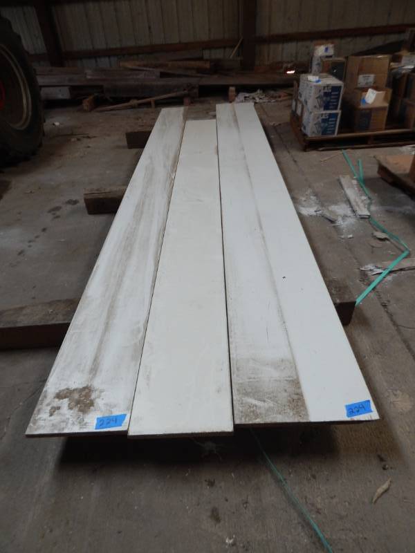 lot 224 image: White closet shelving