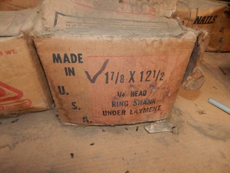 lot 227 image: Pallet of nails