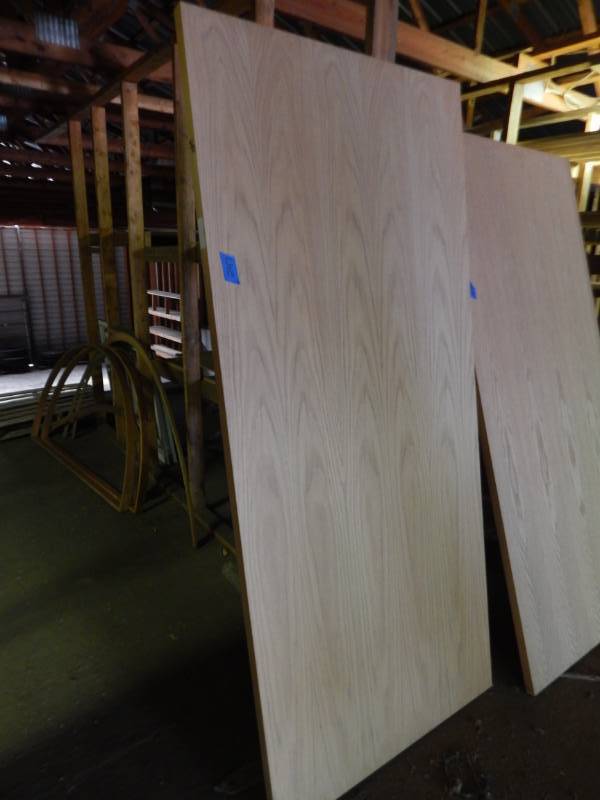 lot 247 image: 30 x 68 Oak Slab