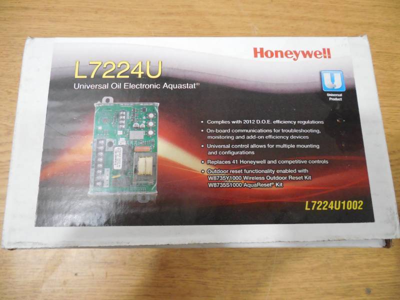 Honeywell Universal Electronic Oil Aquastat