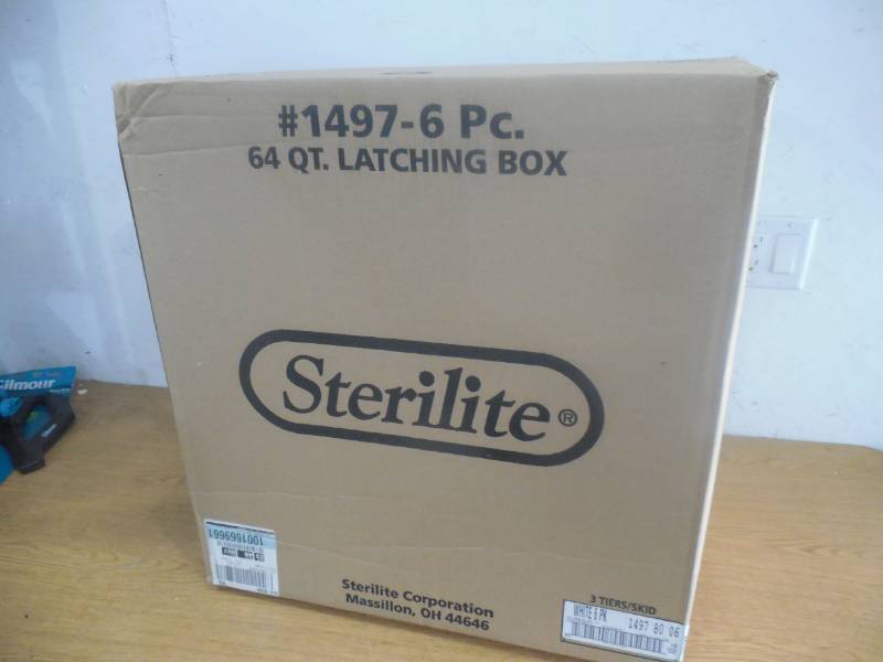 Sterilite 64 Qt. Latching Storage Bo x (Case of 6)