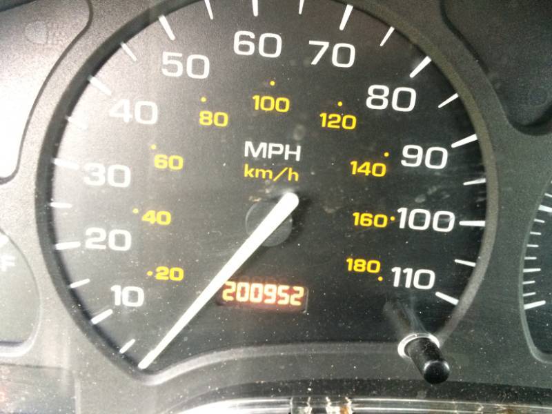 2002 Saturn SL