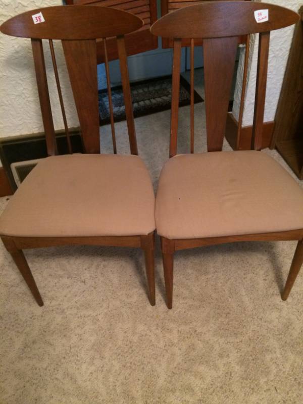 lot 38 image: Dining Chairs