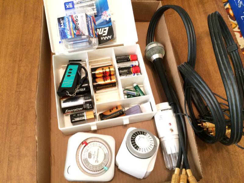 lot 87 image: Assorted AV Cords and More