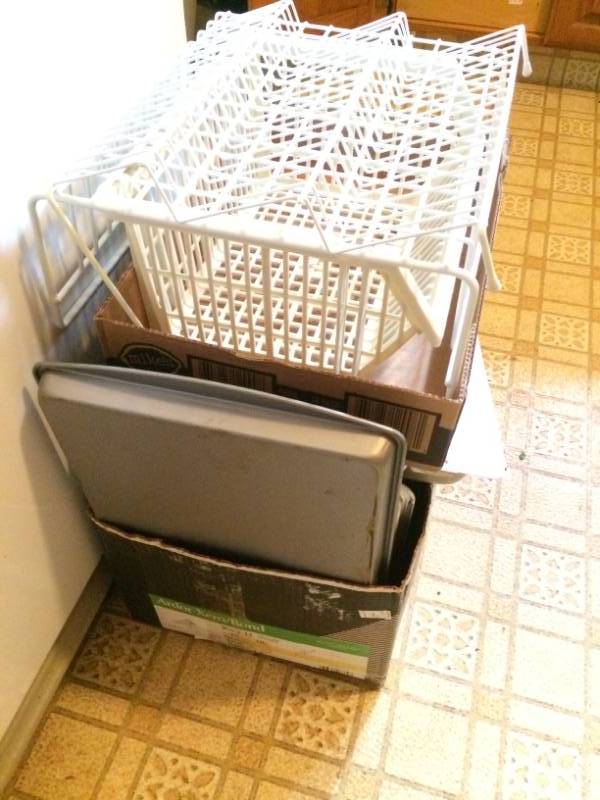 lot 124 image: Assorted Baking Pans and Shelf Storage