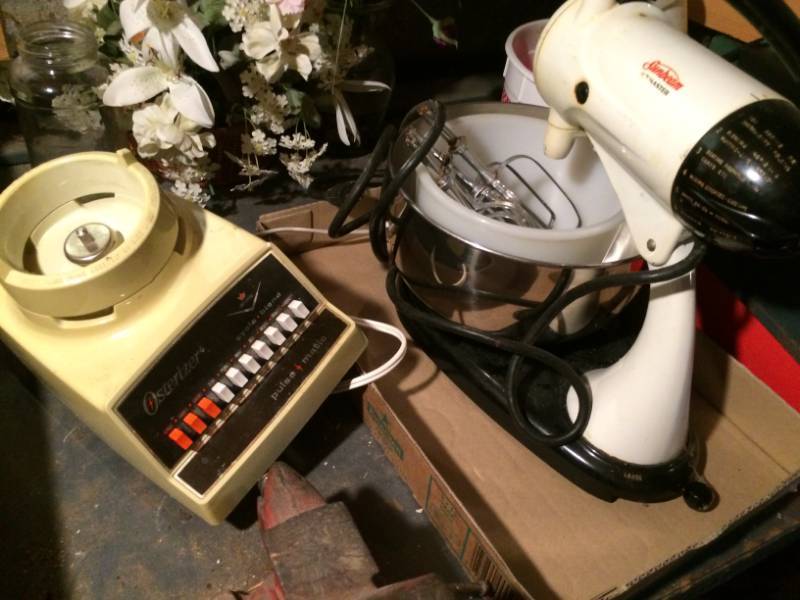lot 132 image: Mixer with Stand and Blender Base