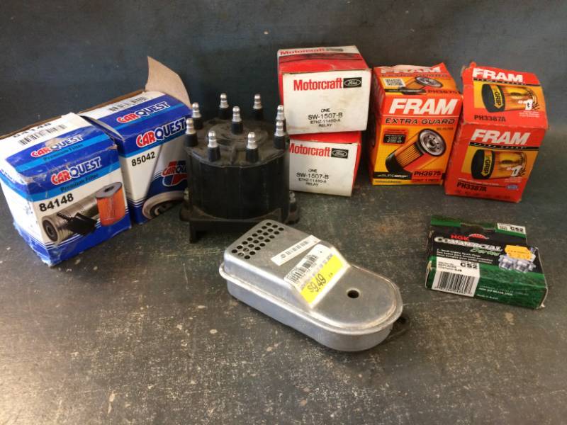lot 52 image: Oil Filters, Relays and More