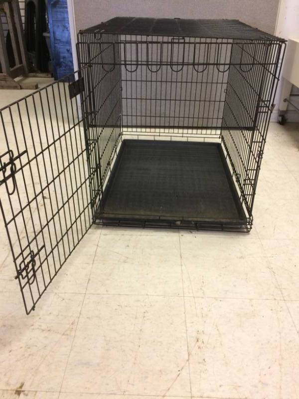 lot 53 image: Wire Folding Kennel
