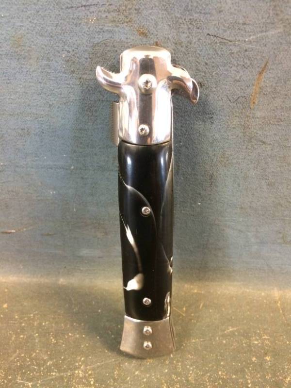 lot 71 image: Folding Pocket Knife
