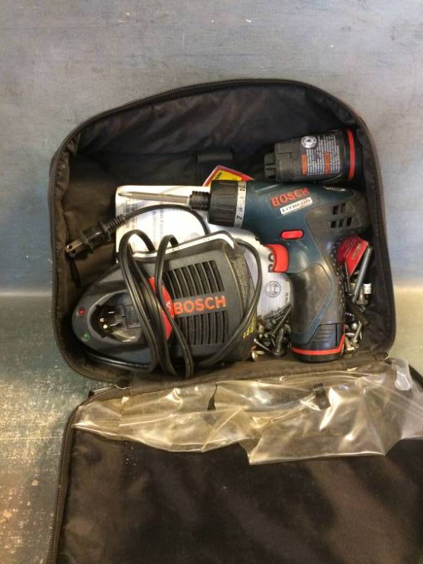 lot 79 image: Cordless Power Drill