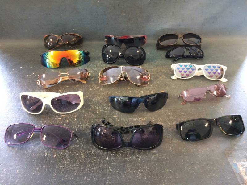 lot 48 image: Assorted Sunglasses