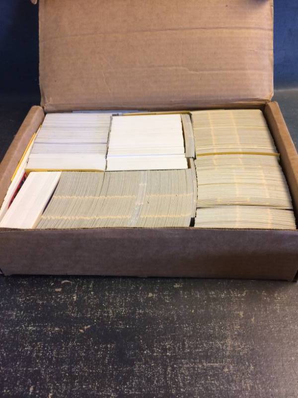 lot 86 image: Baseball & Basketball Cards