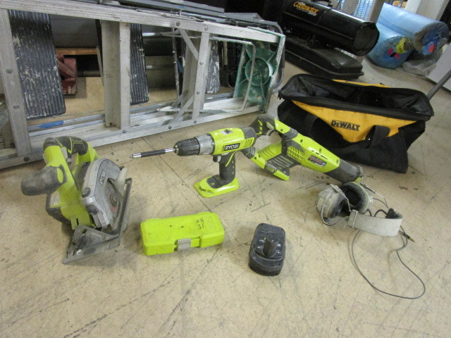 lot 710 image: RYOBI ONE POWER TOOLS AND ACCESSORIES