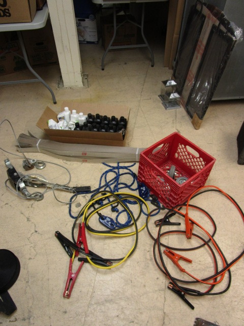lot 730 image: MOTOR OIL, JUMPER CABLES, TIE-DOWNS AND CASTER WHEELS