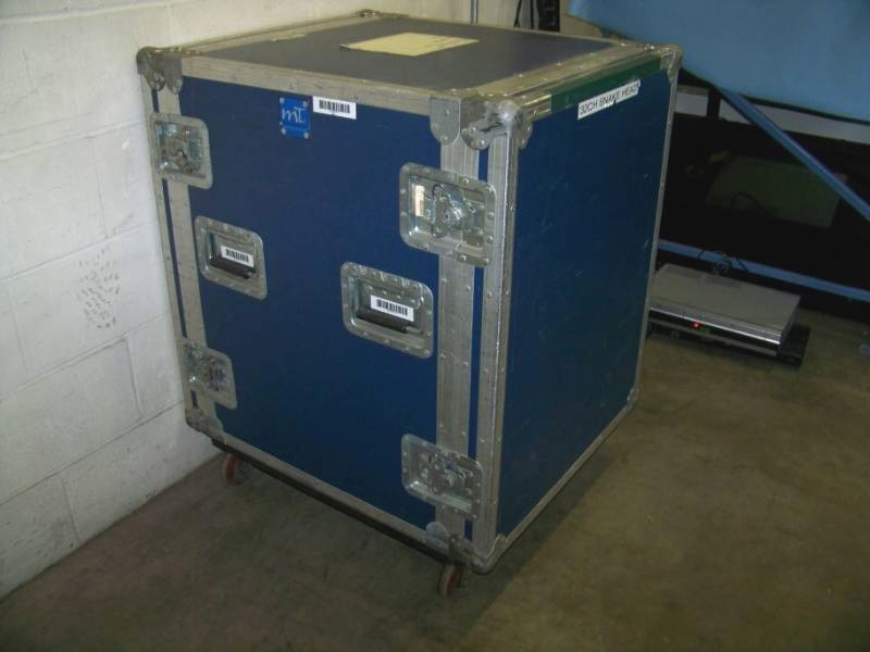 lot 18 image: Hard Sided Rolling Travel Case with Heavy Duty Casters