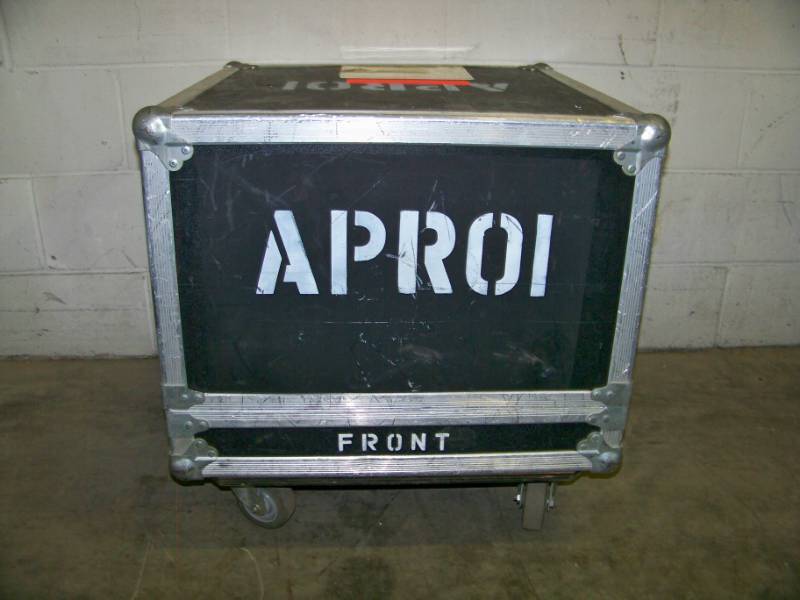 lot 30 image: Hard Sided Rolling Travel Case with Heavy Duty Casters
