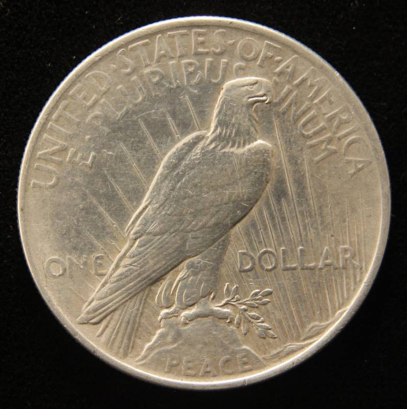 lot 29 image: 1922 PEACE SILVER DOLLAR