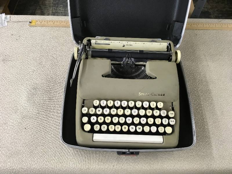 lot 165 image: Smith- Corona Type Writer