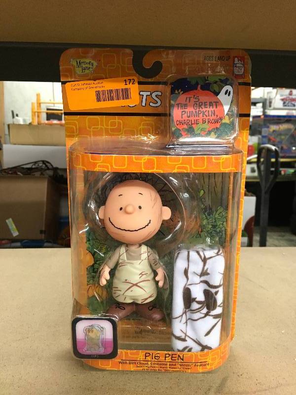 lot 172 image: Pig Pen Figurine