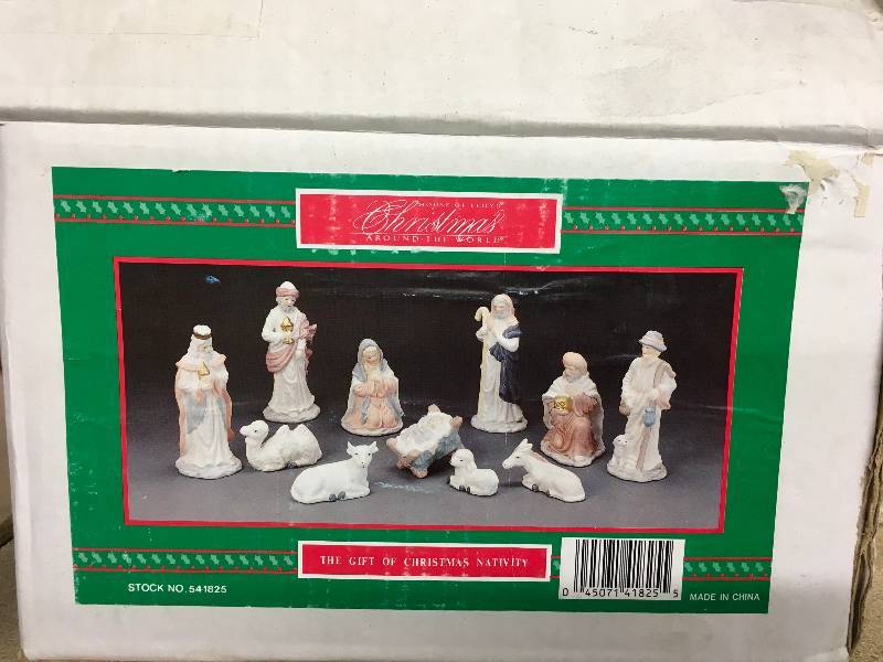lot 182 image: Christmas Around The World The Gift Of Christmas Nativity