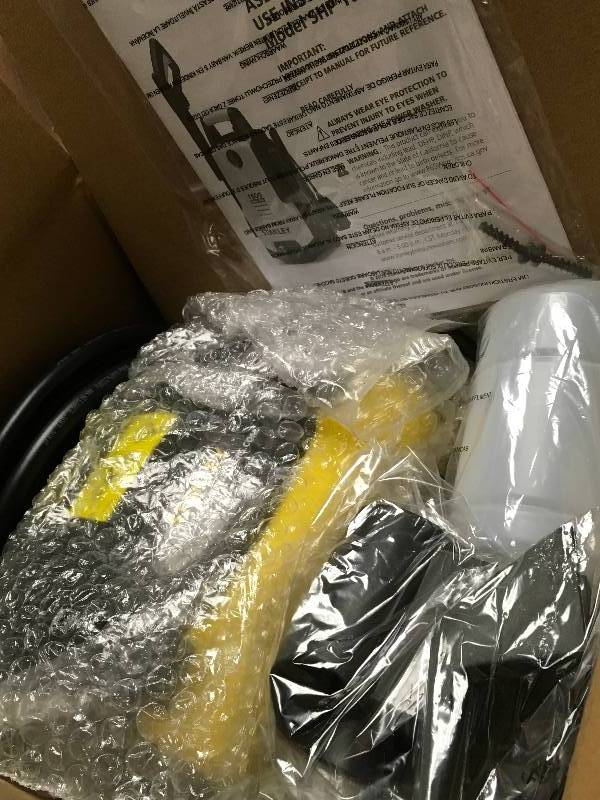 Stanley SHP1600 Electric Power Washer, 1600 PSI, Yellow  in good condition