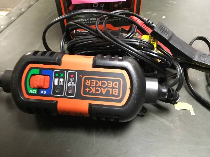 BLACKDECKER 120-Volt Battery Maintainer in good condition