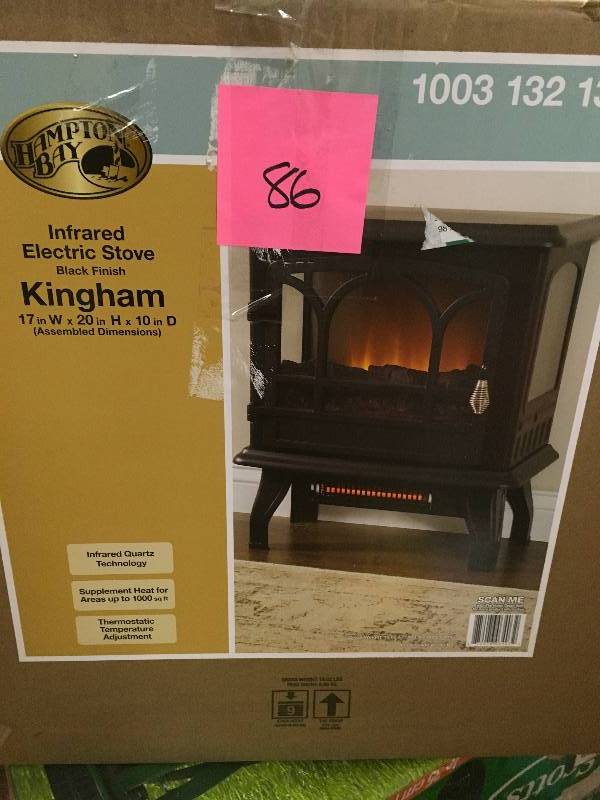 Hampton Bay Kingham 1,000 sq. ft. Panoramic Infrared Electric Stove in Black with Electronic Thermostat in good condition
