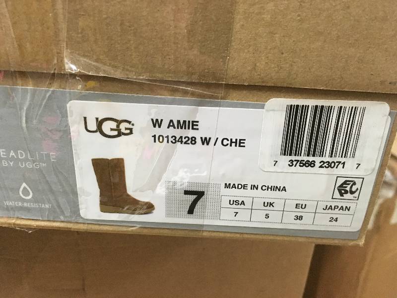 Womens Shoes UGG Classic Slim AMIE Short Boots 1013428 CHESTNUT US 7 not used