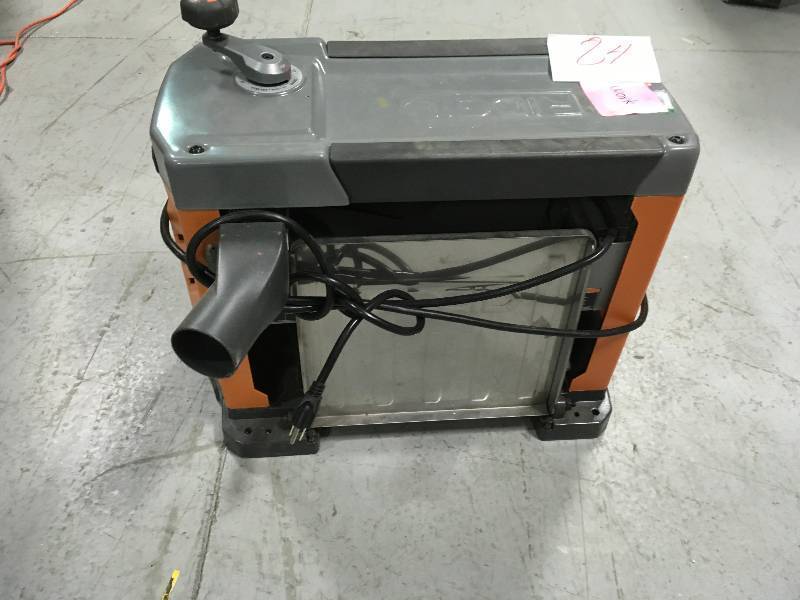 KX REAL DEALS HASTINGS TOOLS , HOUSEWARES and MORE AUCTION KBID