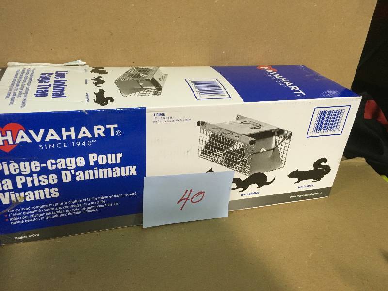 lot 40 image: Havahart Small 2-Door Animal Trap not used