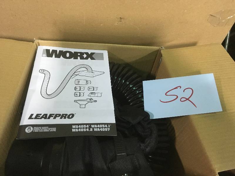 lot 52 image: Worx Leaf Pro High Capacity Universal Leaf Collection System in good condition