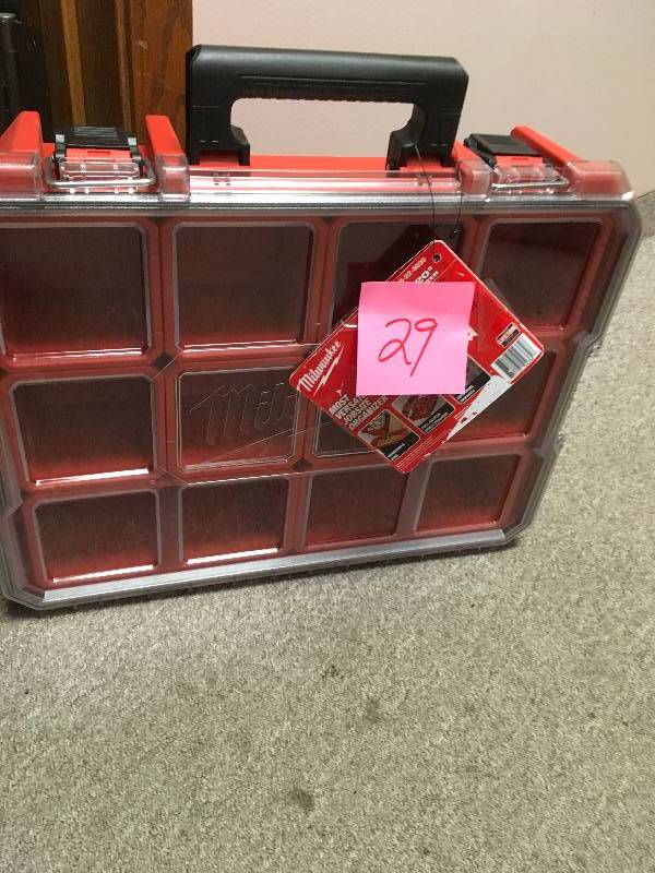 lot 29 image: Milwaukee 10-Compartment Red Deep Pro Small Parts Organizer  in good condition