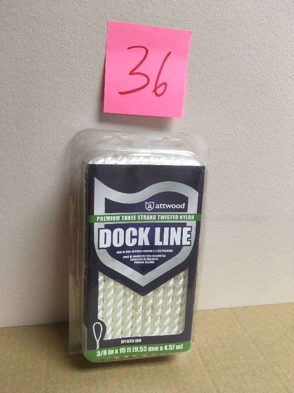 lot 36 image: Attwood 38 x 15 White Premium 3-Strand Twisted Nylon Dock Line Md 11705-7 not used