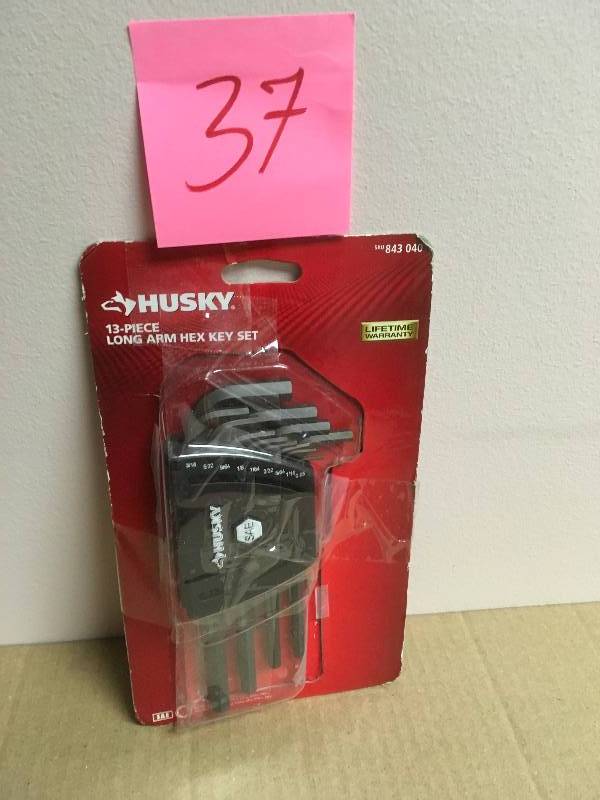 lot 37 image: Husky 843 040 SAE Long Arm Hex Key Set 13-Piece  in good condition
