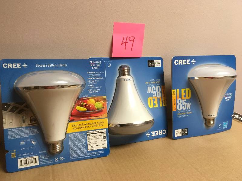 lot 49 image: Cree 85W Equivalent Daylight (5000K) BR40 Dimmable LED Flood Light  in good condition