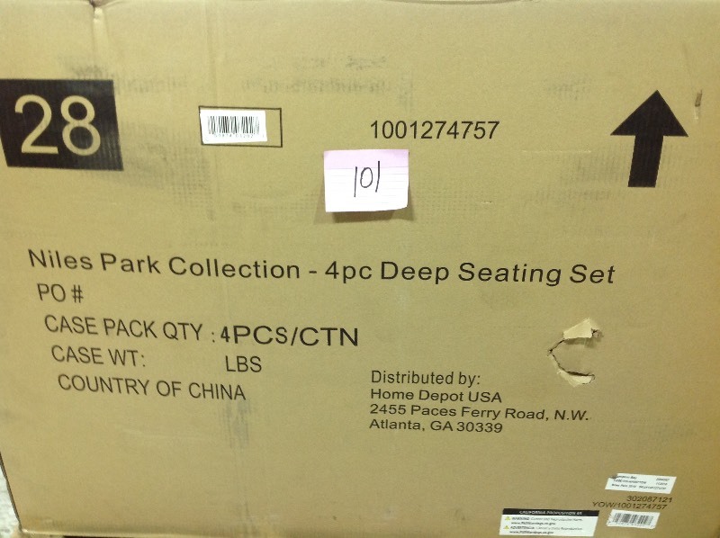 lot 101 image: Hampton Bay Niles Park 4-Piece Patio Deep Seating Set with Cashew Cushions in good conditions