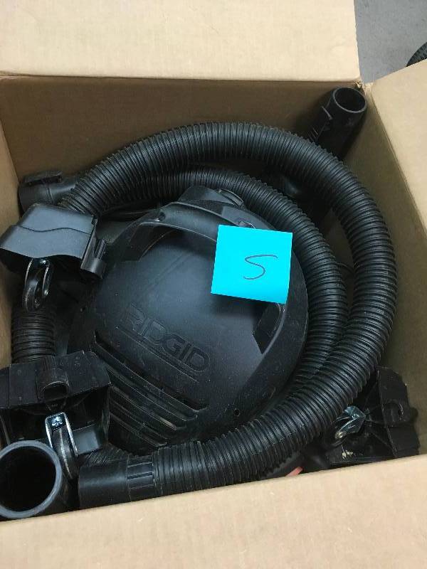 lot 5 image: RIDGID 9 Gal. 4.25-Peak HP Wet Dry Vac with Wet Filter and Dust Bags (2-Pack) in good condition