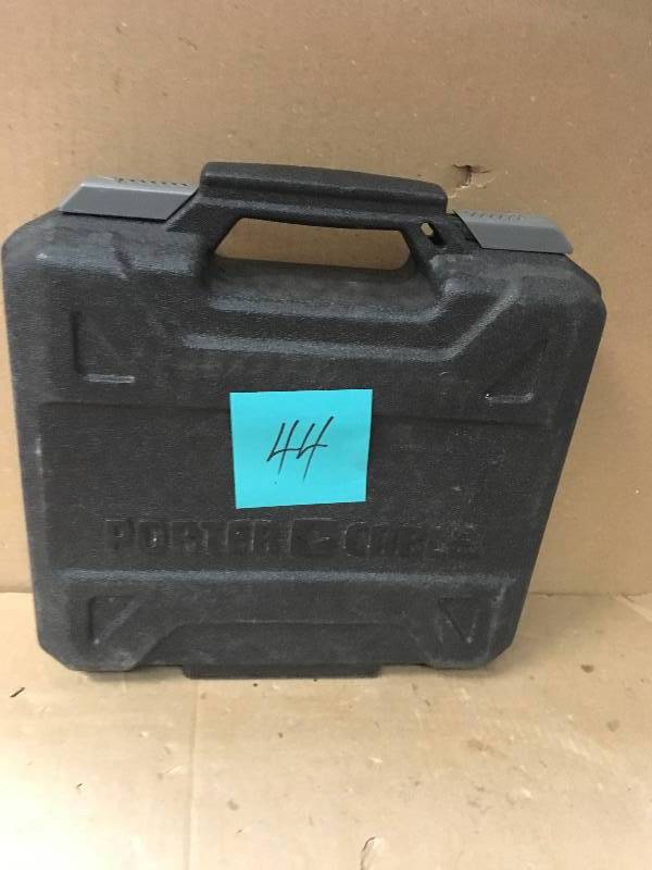 lot 44 image: Porter-Cable Pneumatic 18-Gauge 1-12 in. Narrow Crown Stapler Kit in good condition