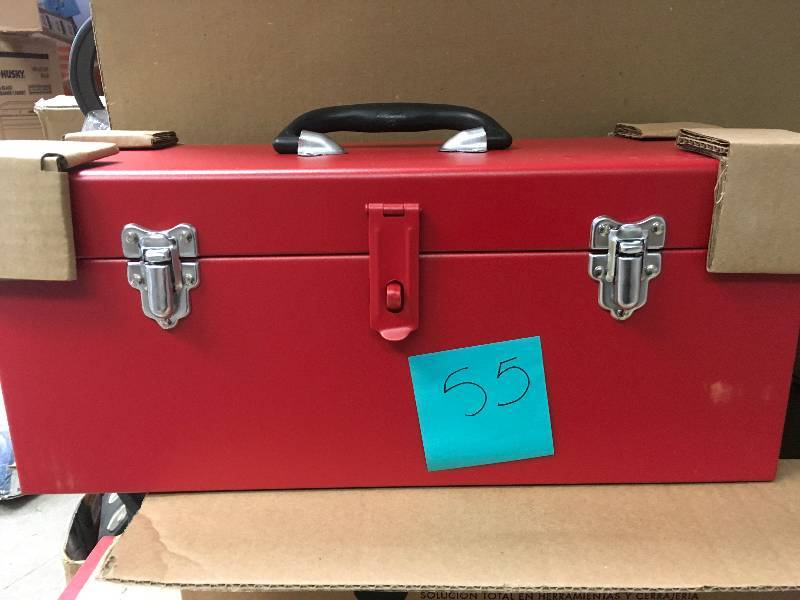 lot 55 image: URREA Heavy Duty Metal Tool Box - 17 in. X 7 12 in. X 7 in. not used