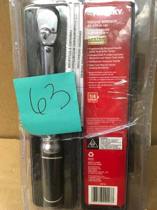 lot 63 image: Husky 14 in. Drive Torque Wrench in good condition