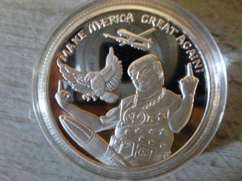 lot 19 image: Collector Coin