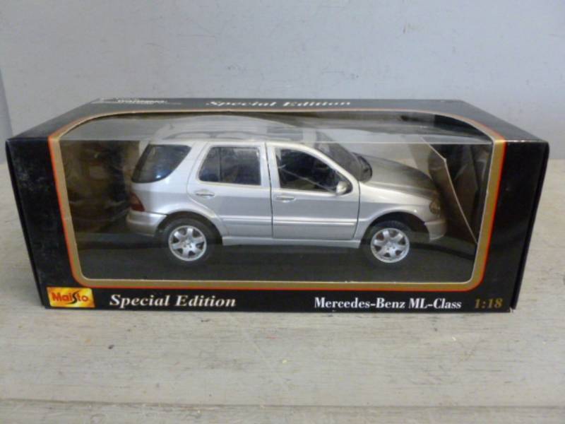 lot 85 image: Die Cast Metal Car