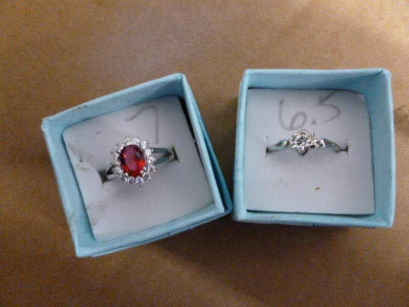 lot 166 image: Ladies Rings