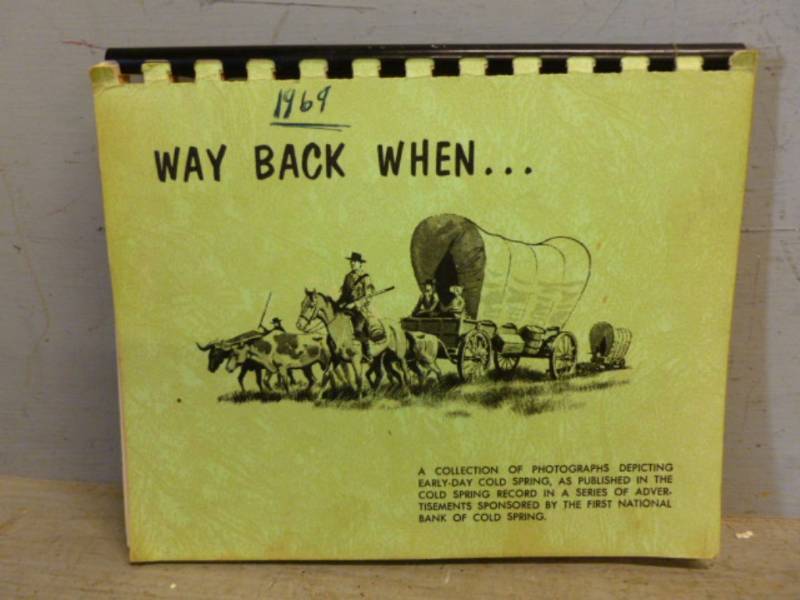 lot 171 image: Vintage Booklet
