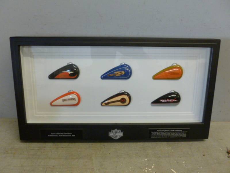lot 177 image: Harley Davidson Collectible