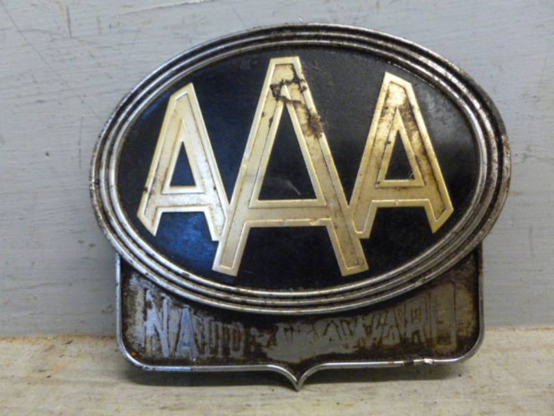 lot 186 image: Vintage Emblem