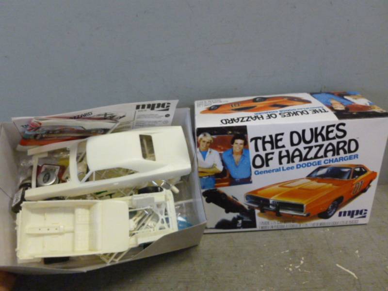 lot 234 image: Model Kit