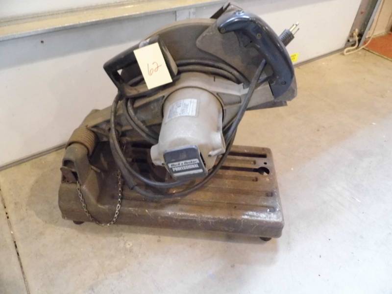 Black & Decker Saw