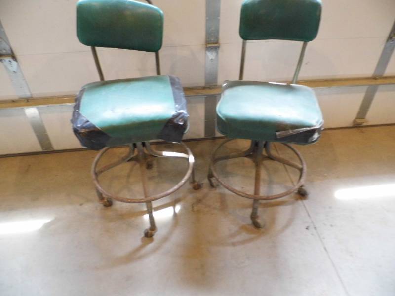 Lot of 2 Adjustable Stools
