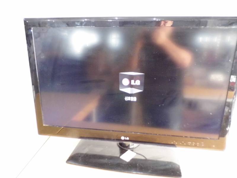 LG 37 TV